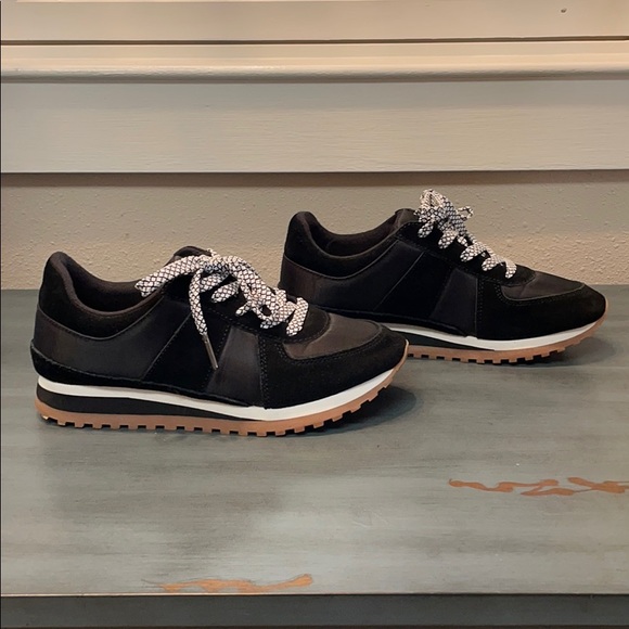 ZARA Women’s Sneakers - Picture 5 of 10